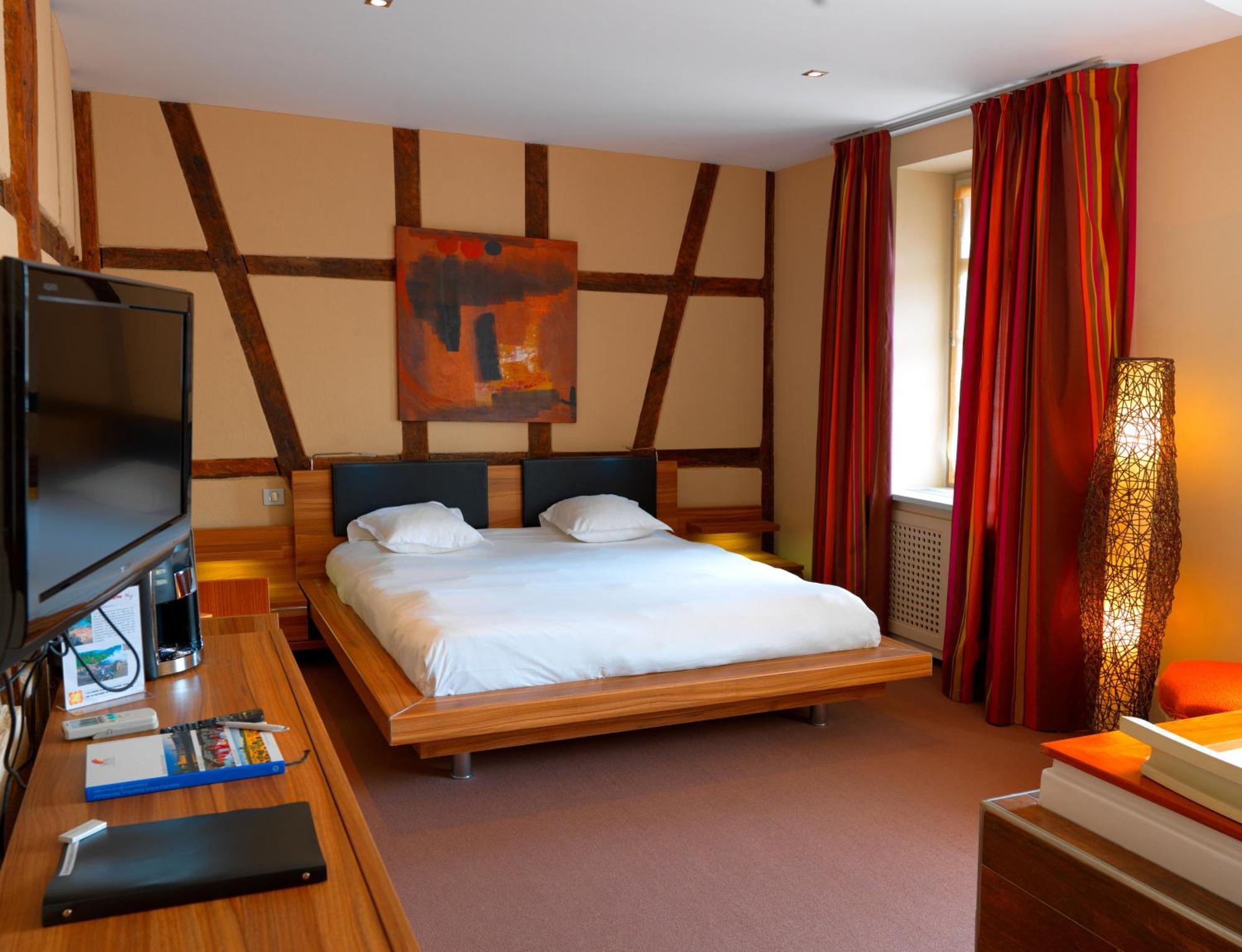 L'Auberge Du Cheval Blanc Et Spa Lembach Exterior photo