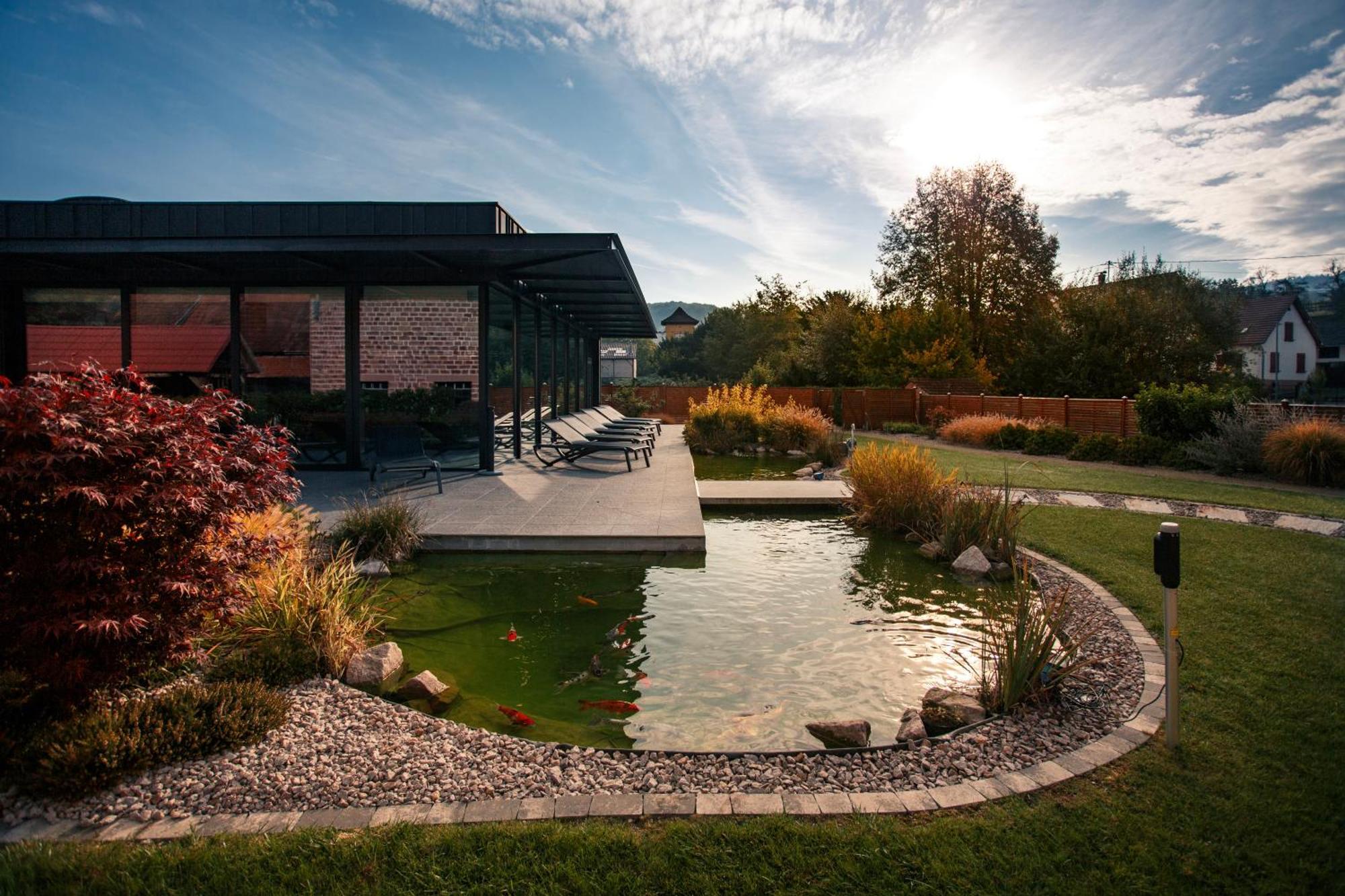 L'Auberge Du Cheval Blanc Et Spa Lembach Exterior photo